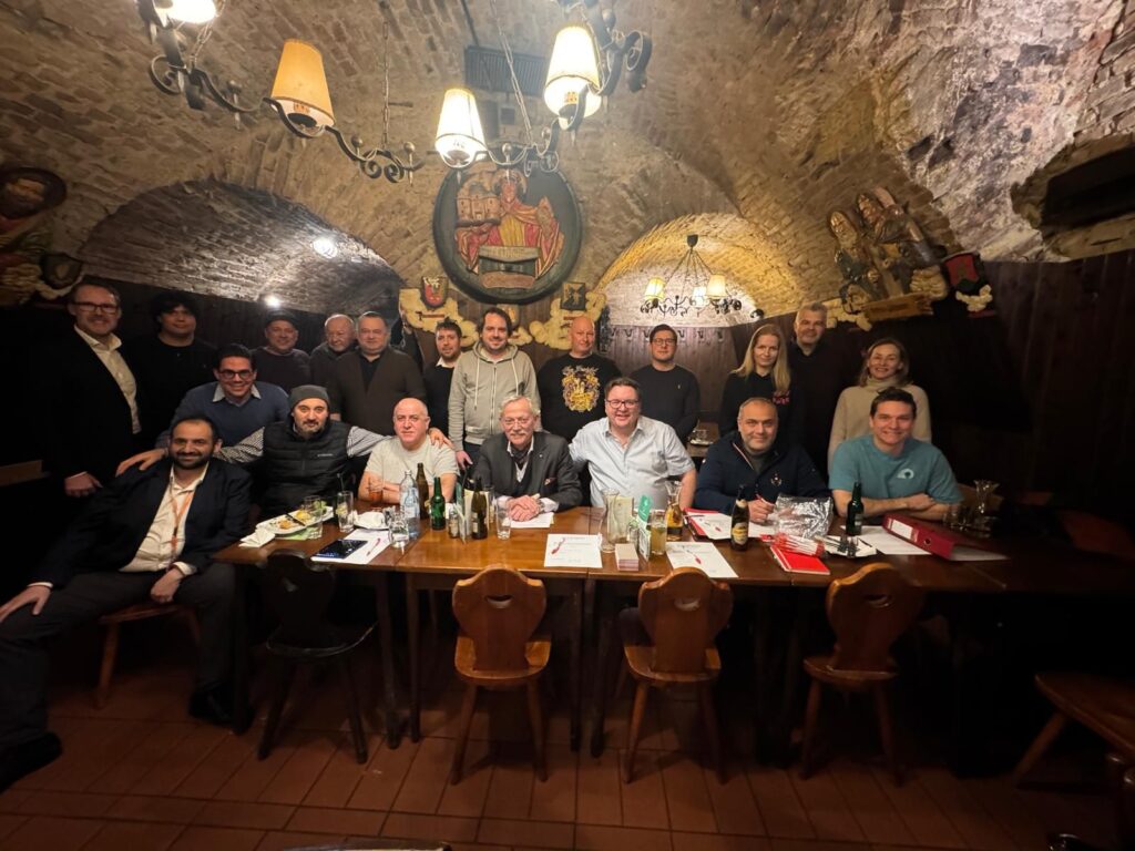 Treffen des Vereins der Wiener Würstelstände